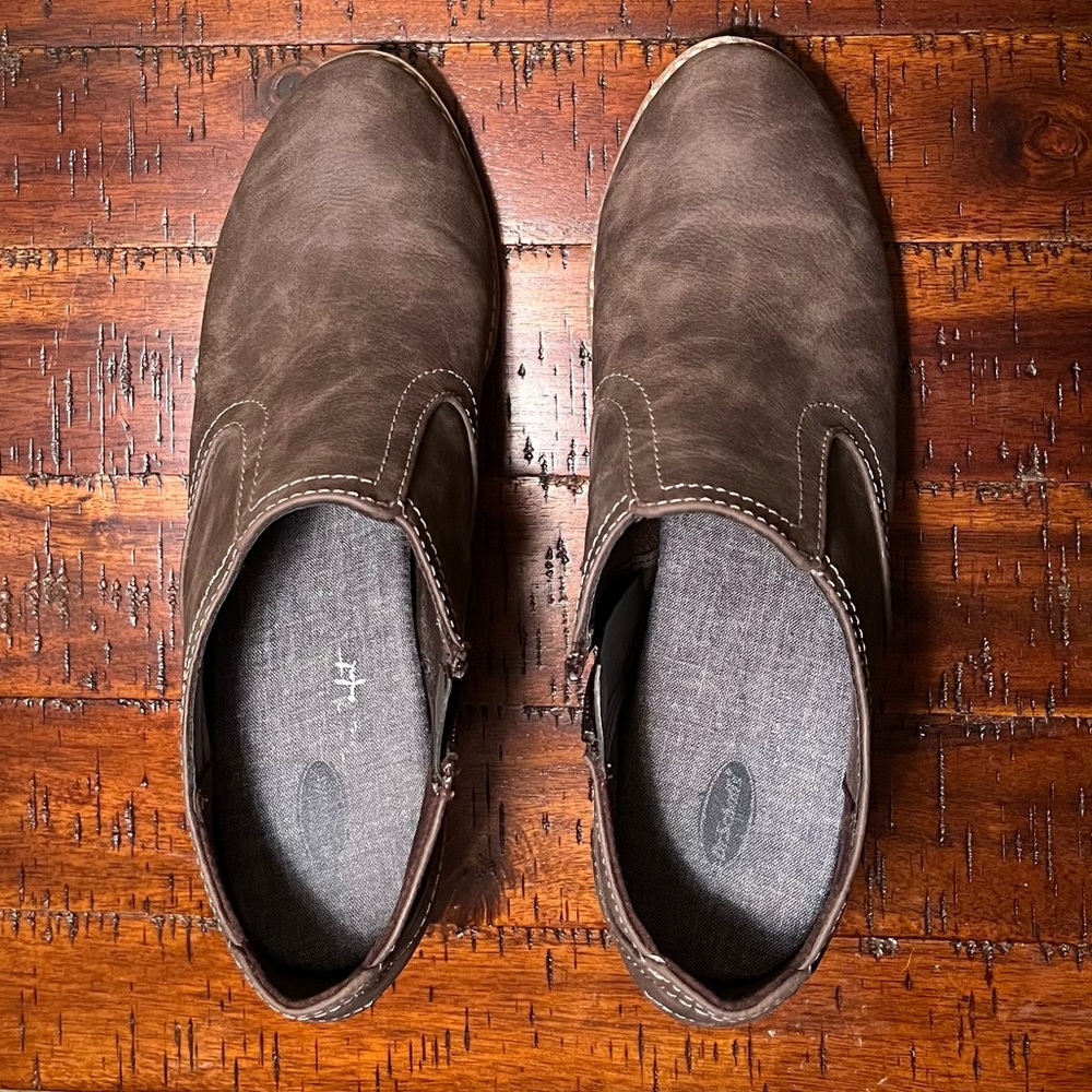 Dr. Scholl’s Cute brown booties - Picture 5 of 10